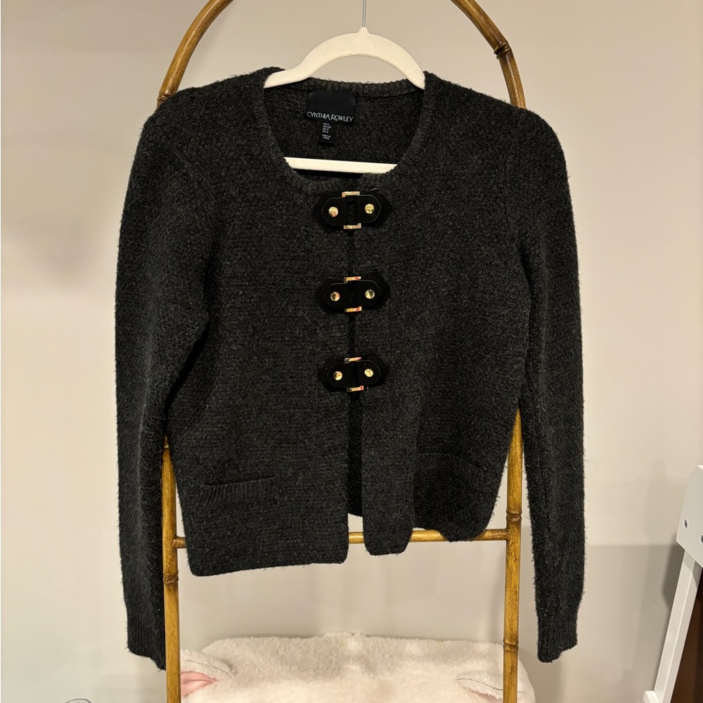 Like New Cynthia Rowley Gray Sweater